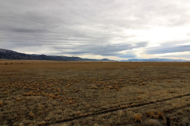 3300 W  Crooked Lane Ln, Levan, UT 84639