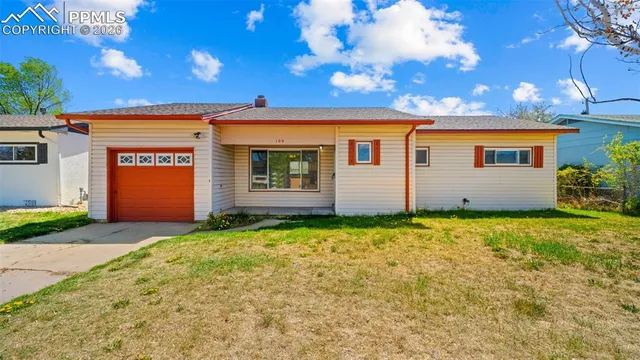 109 Davie Dr, Colorado Springs, CO 80911