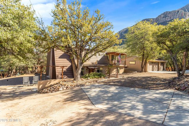 64 E RAMSEY CANYON Road, Hereford, AZ 85615