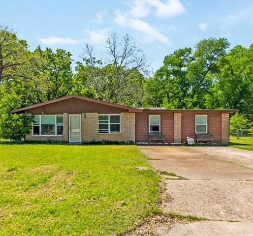 3100 Tennessee Ave, Bryan, TX 77803