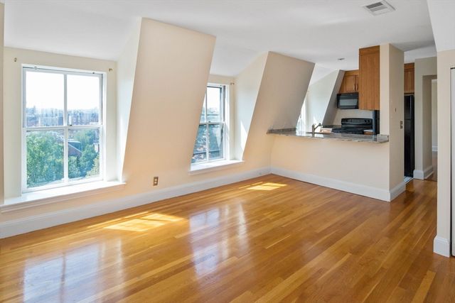 42 W  Newton St #A-26, Boston, MA 02118