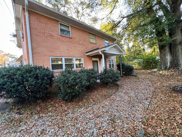110 Piedmont Park Rd #B, Greenville, SC 29609
