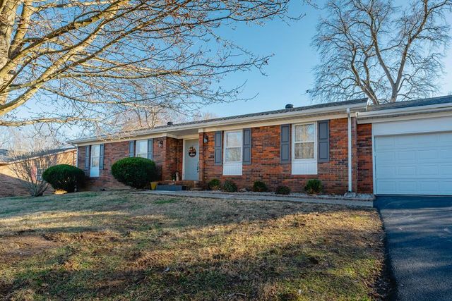 104 Genevieve Dr, Madisonville, KY 42431