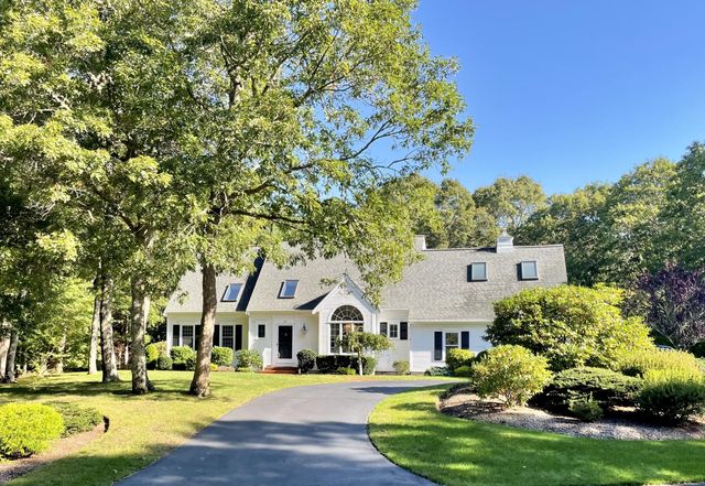 102 Waterford Drive, Cotuit, MA 02635
