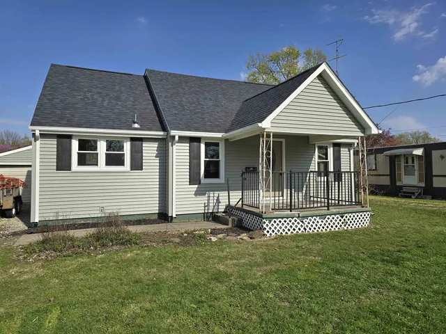 709 N  Congress St, Rushville, IL 62681