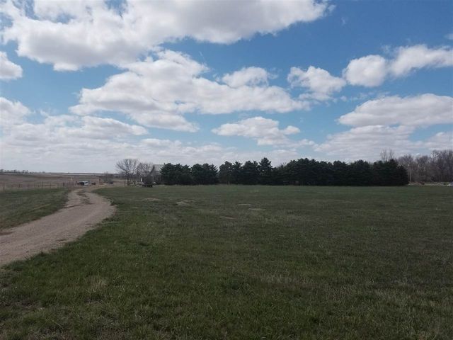 19101 13th St NE, Minot, ND 58701