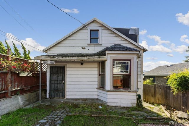 2203 25th St, San Francisco, CA 94107