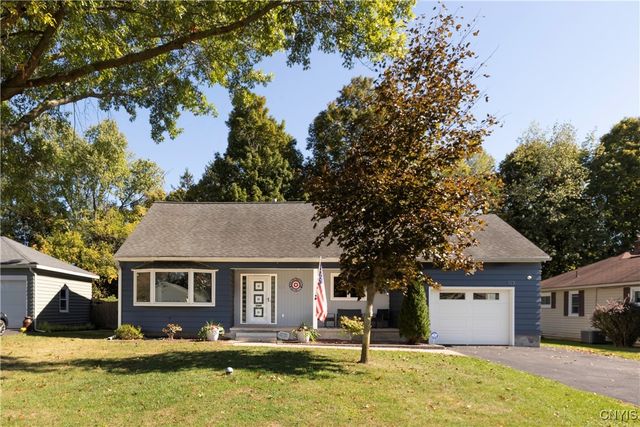 123 Fay Park Dr, North Syracuse, NY 13212