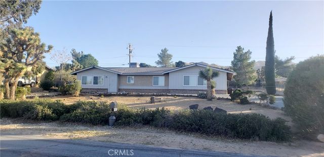 56599 Carlyle Dr, Yucca Valley, CA 92284