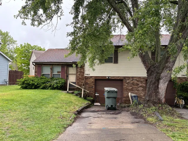 2862 Continental Dr, Reynoldsburg, OH 43068