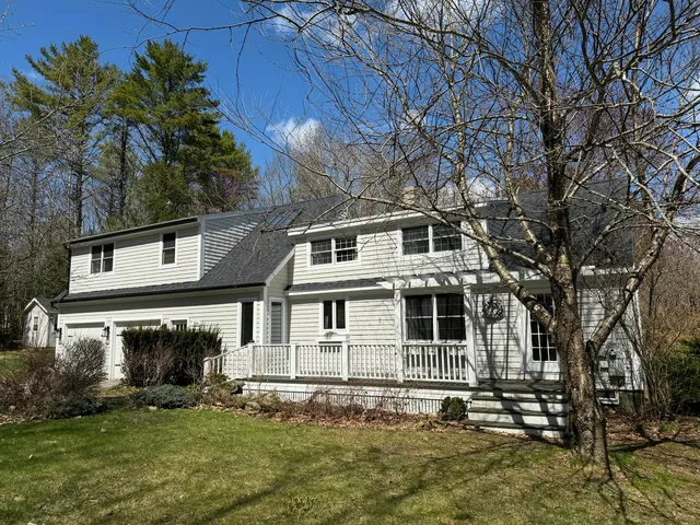 304 Middle Road, Falmouth, ME 04105