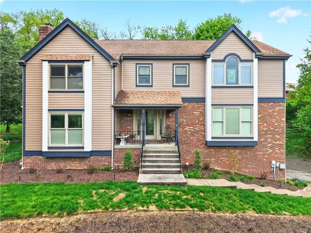 2955 Skyline Dr, Allison Park, PA 15101
