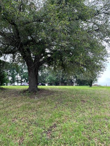 Address Not Disclosed, Montalba, TX 75853