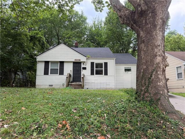 7118 Highland Ave, Kansas City, MO 64131