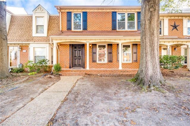 1024 Tottenham Ln, Virginia Beach, VA 23454