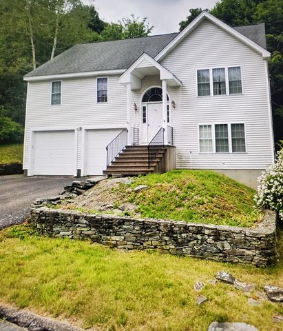132 Longmeadow Ave, Worcester, MA 01605