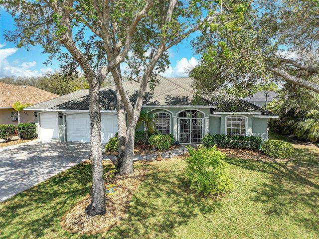 709 Boundary Blvd, Rotonda West, FL 33947