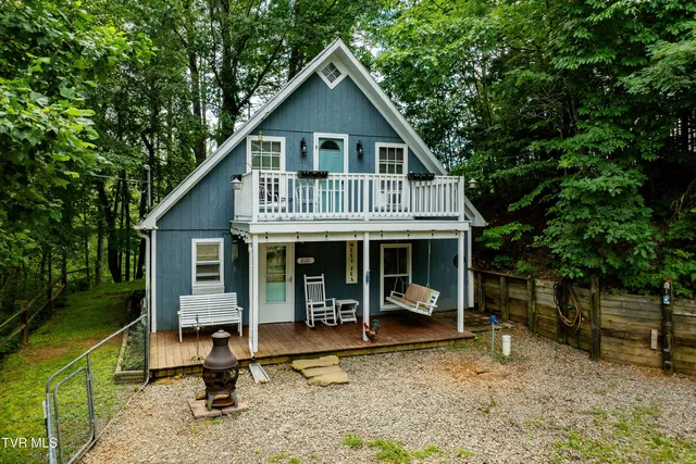 2121 Shingletown Rd, Mountain City, TN 37683