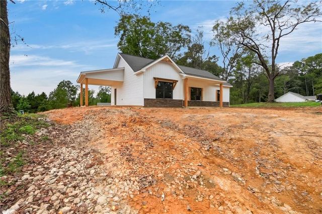 781 Old Brock Rd, Rockmart, GA 30153