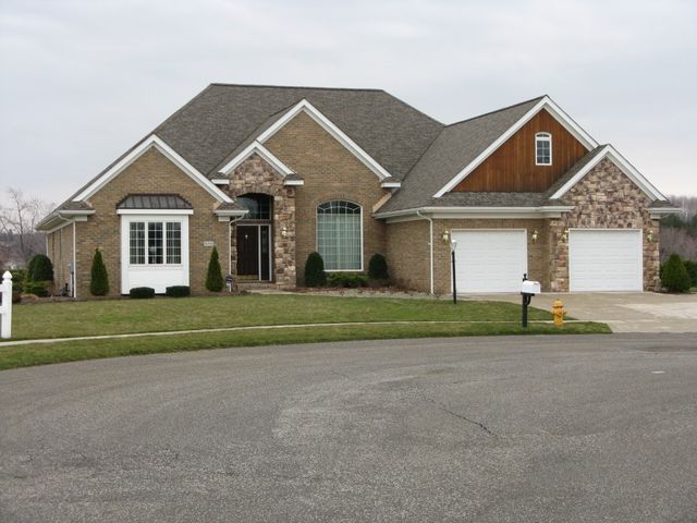 5303 Dorchester Dr, Erie, PA 16509