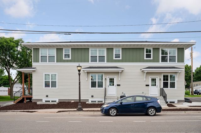 2064 Como Ave, Saint Paul, MN 55108