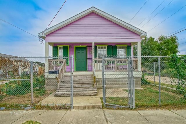 2401 Independence St, New Orleans, LA 70117