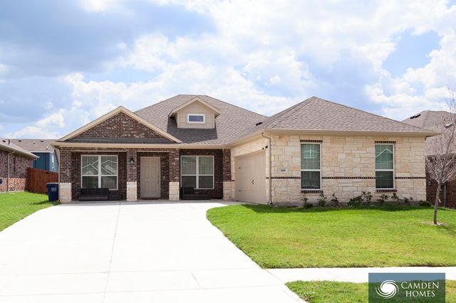 1474 Waterview Dr, Waxahachie, TX 75165