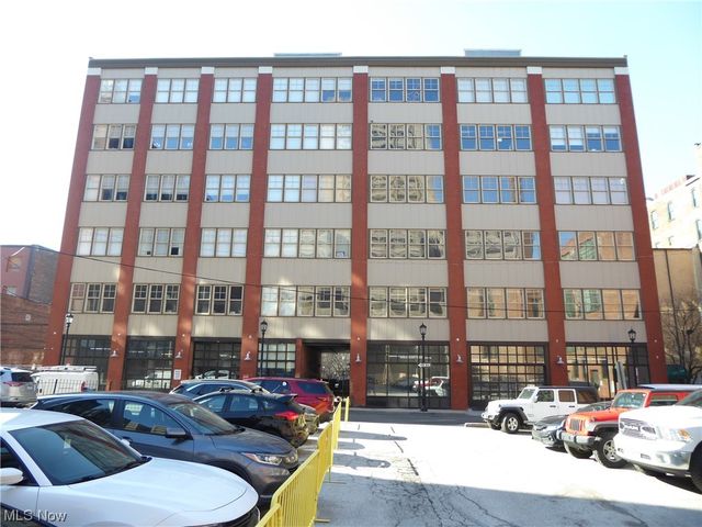 1260 W  4th St   #204, Cleveland, OH 44113