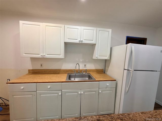 26 Quartz Ln #6, Pt Jervis, NY 12771