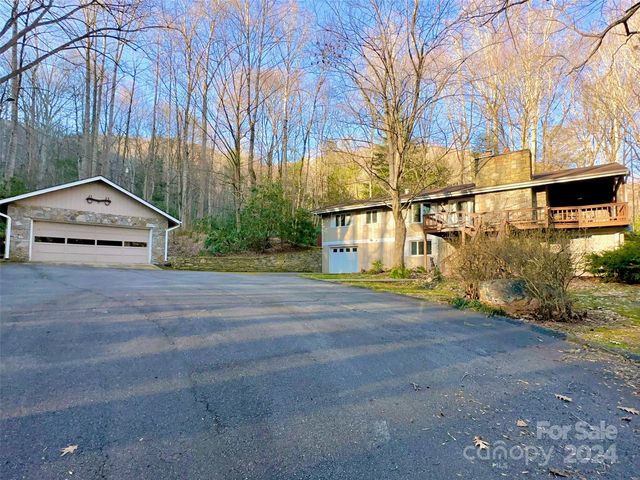 556 Timberline Dr, Maggie Valley, NC 28751