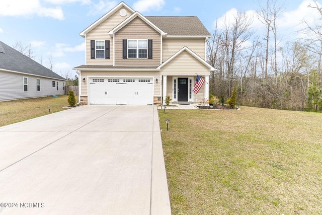 308 Old Snap Dragon Court, Jacksonville, NC 28546