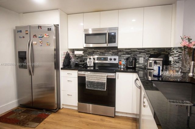 7200 NW 1st St #103, Fort Lauderdale, FL 33317