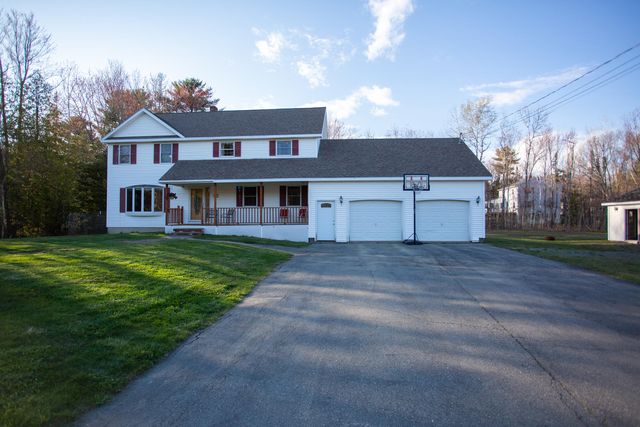 67 Mcclellan Drive, Glenburn, ME 04401