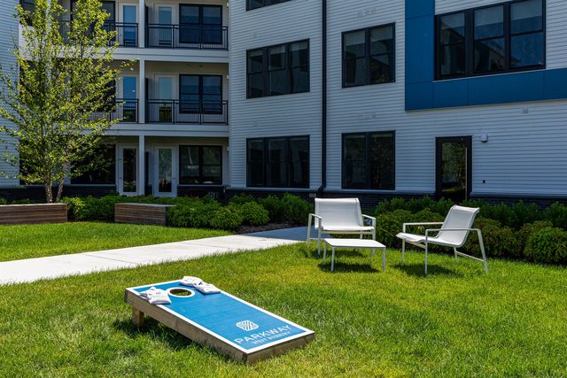 1555 Vfw Pkwy #B-109, West Roxbury, MA 02132