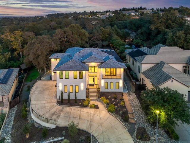 6709 Monument Springs Dr, Rocklin, CA 95677