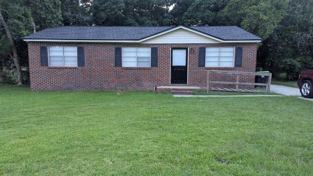 709 Arrowhead Trl, Warner Robins, GA 31088