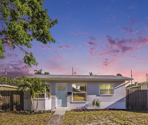 679 71st Ave N, Saint Petersburg, FL 33702