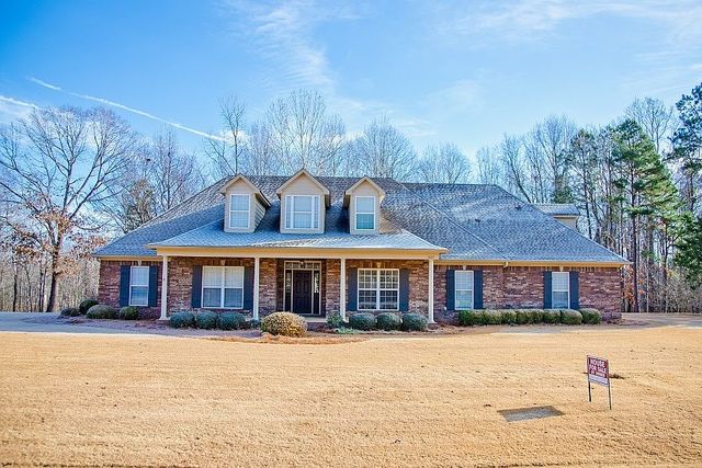 1022 County Road 365, New Albany, MS 38652