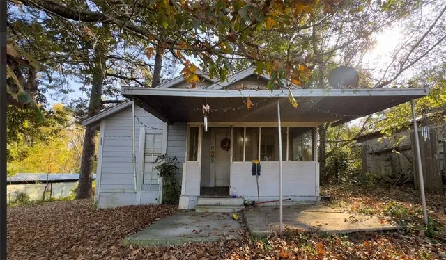 915 Overton St, Pineville, LA 71360