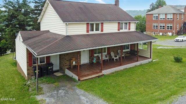 2304 Campbell Ave, Northern Cambria, PA 15714