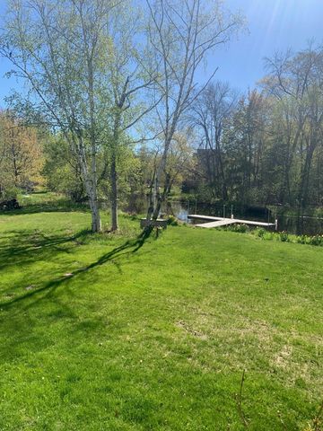 22145 Jason Ave N, Forest Lake, MN 55025