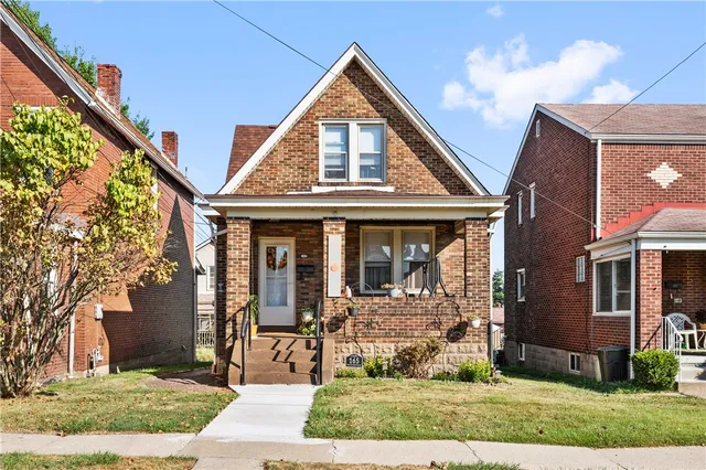 165 E  Marigold St, Homestead, PA 15120