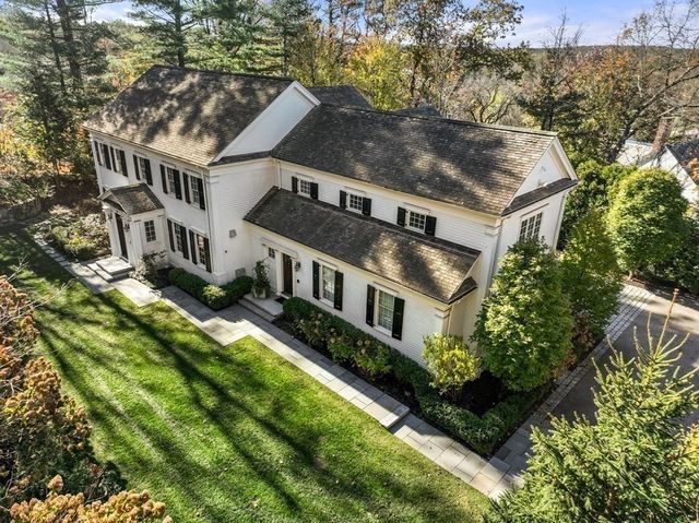 39 Temple Rd, Wellesley, MA 02482