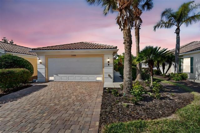 7526 QUINTO DR, Sarasota, FL 34238