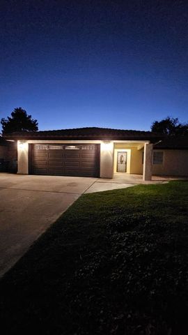 5905 Chester W Nimitz St, Bakersfield, CA 93304