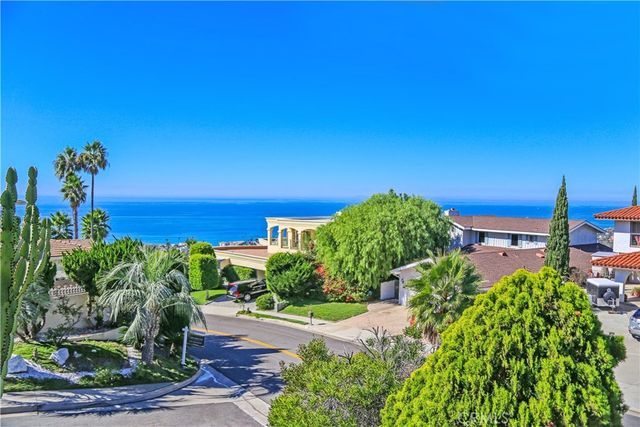 308 E  Avenida Cordoba, San Clemente, CA 92672