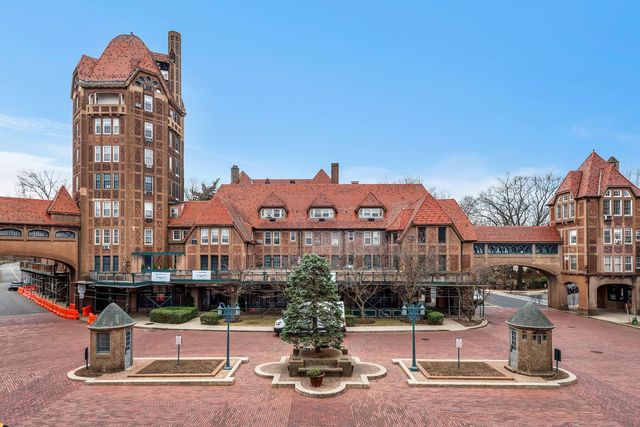 1 Station Square UNIT 311, Queens, NY 11375
