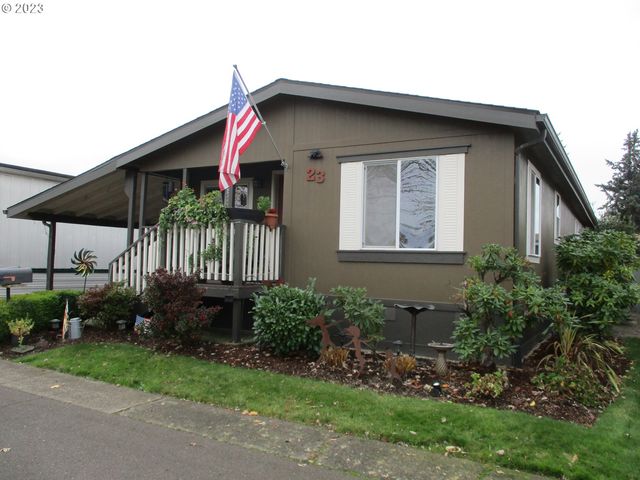 835 SE 1st Ave #23, Canby, OR 97013