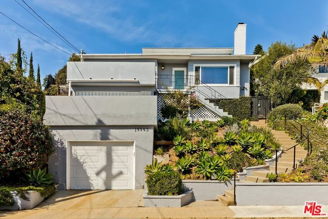 14943 McKendree Ave, Pacific Palisades, CA 90272