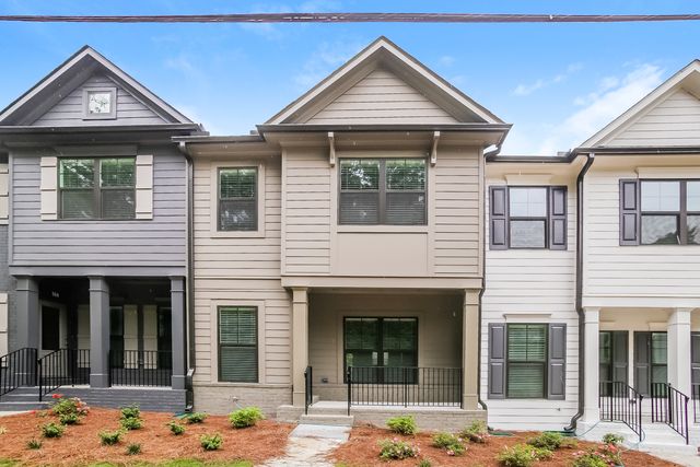 564 Elliston Pl, Ball Ground, GA 30107